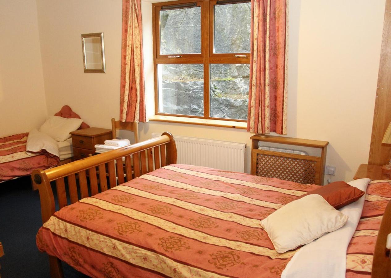 Clare'S Rock Self-Catering Accommodation Carron Екстер'єр фото