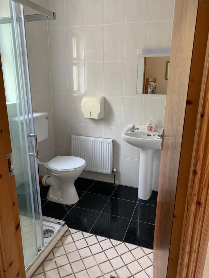 Clare'S Rock Self-Catering Accommodation Carron Екстер'єр фото