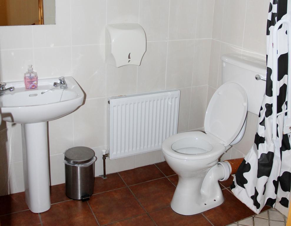 Clare'S Rock Self-Catering Accommodation Carron Екстер'єр фото